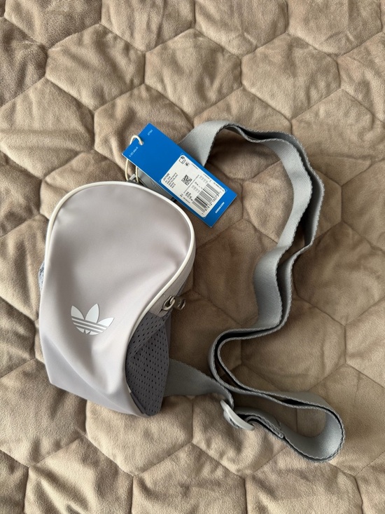 adidas Other - ADICOLOR SMALL ITEM BAG